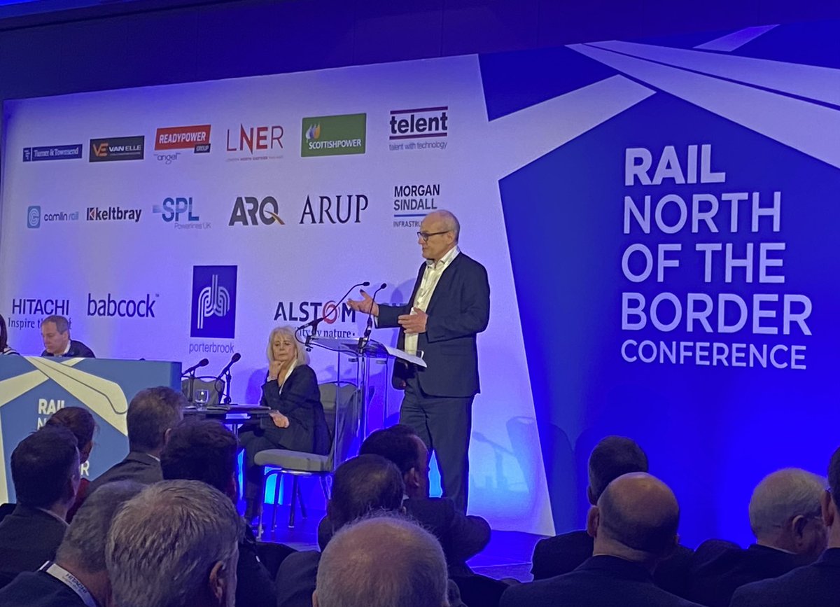 PelotonEventsUK's tweet photo. Session Two begins with a presentation from @WillWilson1967, CEO of @SiemensMobility.
He talks about the importance of renewing, restoring and enhancing Scotlandโs Railway, and improving passenger experience.
#RNOTB #ConnectingScotland https://t.co/lQGTE2LQ79