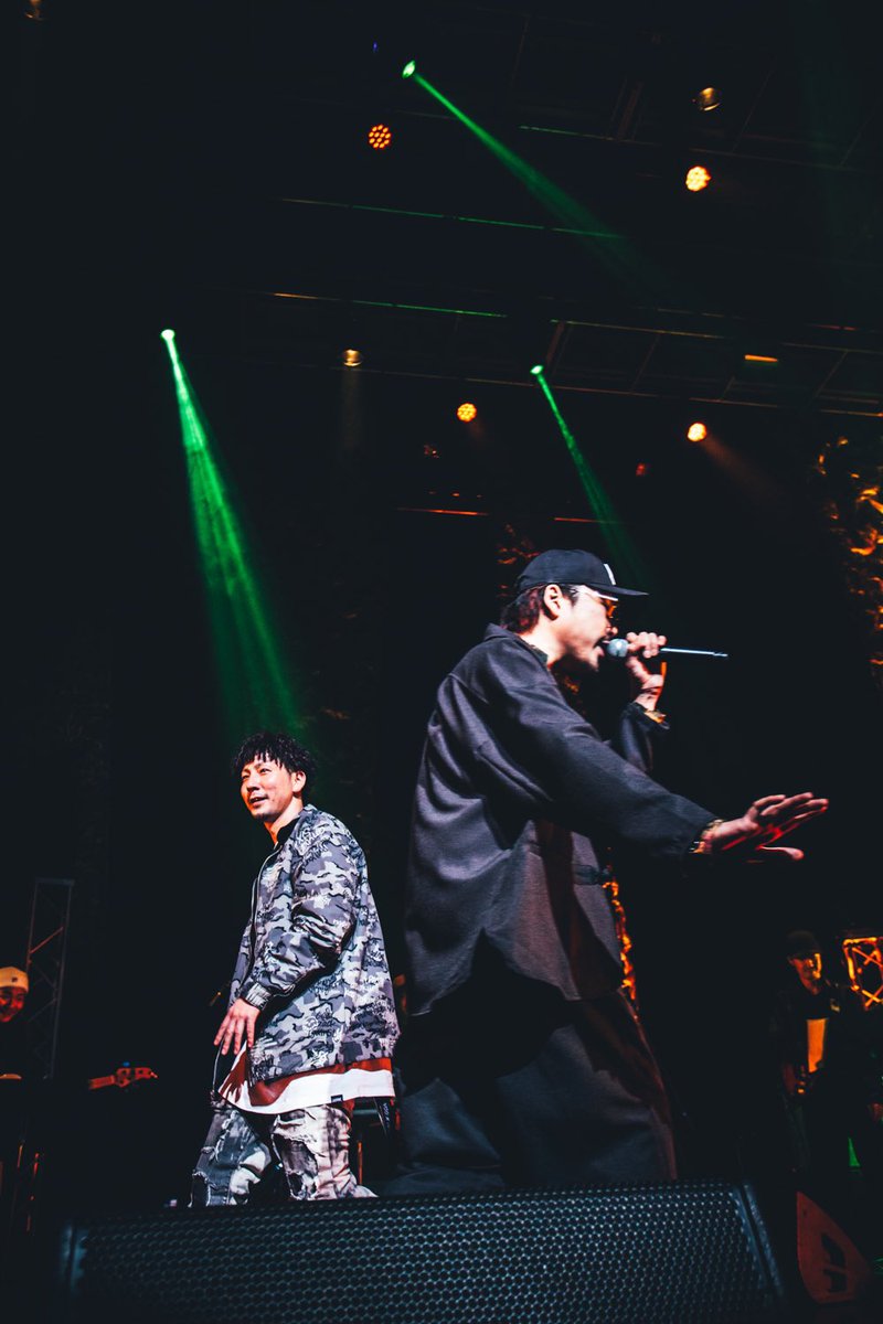 RAY_SINGER's tweet photo. BE READY to THE OSAKA
HISATOMI先輩
lyrical magician
オチがウケて良かった笑
@Hisatomi1983
#singerray
#hisatomi
photo by
@EasySqueeze1986
@PhotoRealy https://t.co/aLiIUimKoH