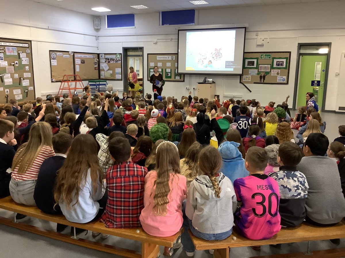 Greatest day of the school calendar - a chance to further celebrate books and reading for pleasure. Assembly was a wonderful time to see all the fantastic efforts everyone had gone to! #WorldBookDay #middlethorpereading <a href="/Middlethorpepr1/">Middlethorpeprimary</a>