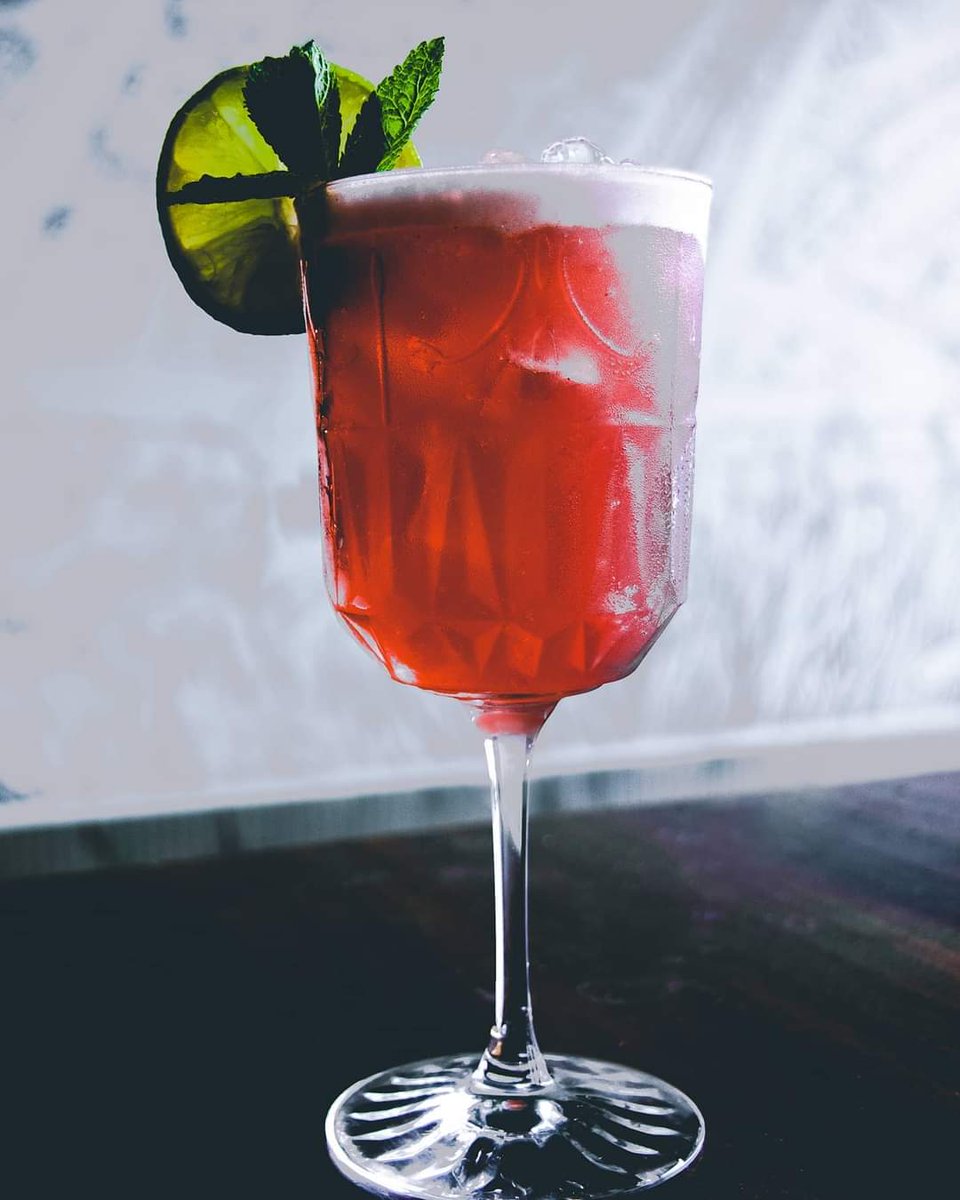 thebungo's tweet photo. have you tried our montego bay cocktail yet? definitely one of our most sought after cocktail this year
( obviously after our espresso martinis 🙂)
appleton jamaican rum, homemade plum and hibiscus syrup, pineapple juice, lime
#thebungo #bungococktails
#weekendcocktails https://t.co/BEHvSyVqFI