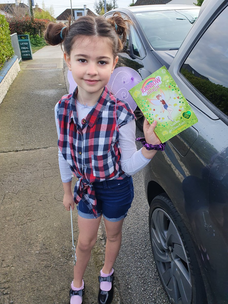 fererroroche's tweet photo. #sashatheslimefairy #daisymeadows #rainbowmagic #worldbookday https://t.co/1EVPvqGlUF
