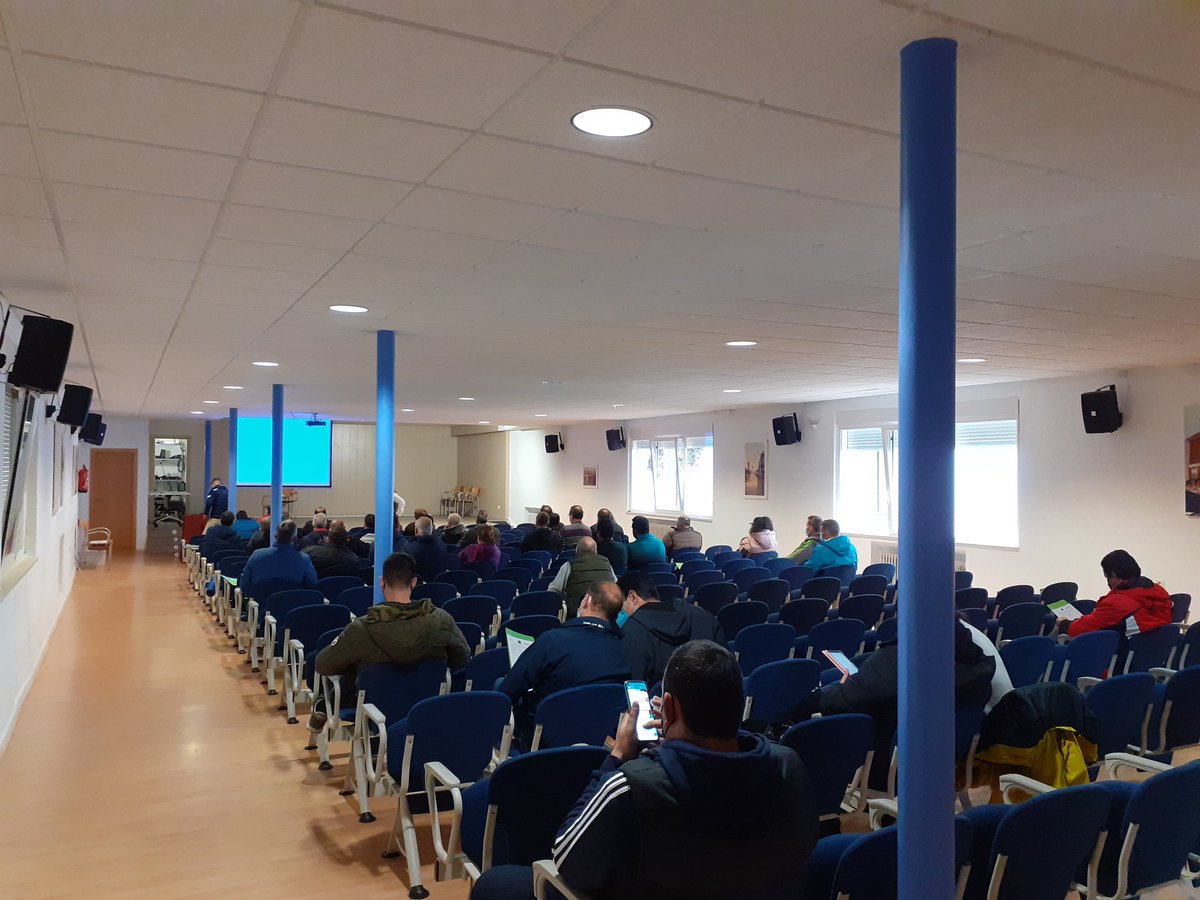 Interesante Jornada organizada por  <a href="/AzucareraES/">Azucarera</a> y <a href="/AIMCRA/">AIMCRA</a> sobre enfermedades Foliares. Estamos aprendiendo mucho acerca de estrategias de control de Cercospora en #remolacha #azucarera.