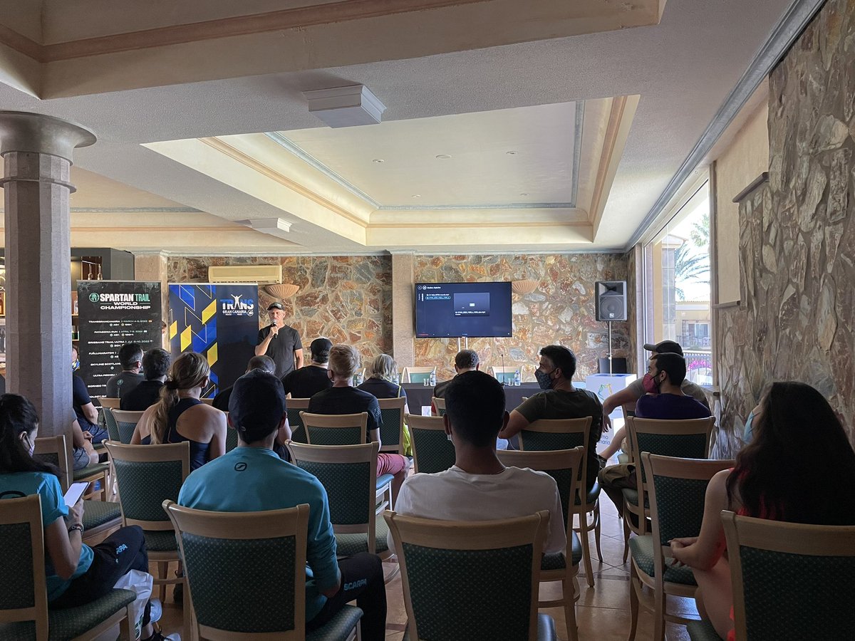 RevistaTrailRun's tweet image. Comienza #TGC2022 con el acto de premiación y presentación del circuito @spartantrailwc 2022 

@Antonio_runner @AZARASTORM Elisa Desco entre los premiados de la primera edición del #STWC