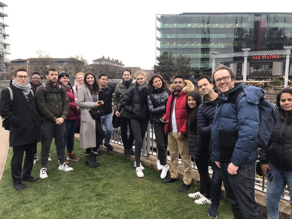 Out and about this week, leading an afternoon #fieldtrip for some #LSBU #UrbanTourism/#CityMarketing students around St. Pancras, King’s Cross and #CoalDropsYard. A lot of fun and the weather gods smiled on us! <a href="/LSBU_LSS/">School of LSS</a> <a href="/LSBU_BUS/">LSBU Business School</a> <a href="/LSBU/">London South Bank University - LSBU</a> #SirJohnBetjeman #Platform9¾ #HarryPotter