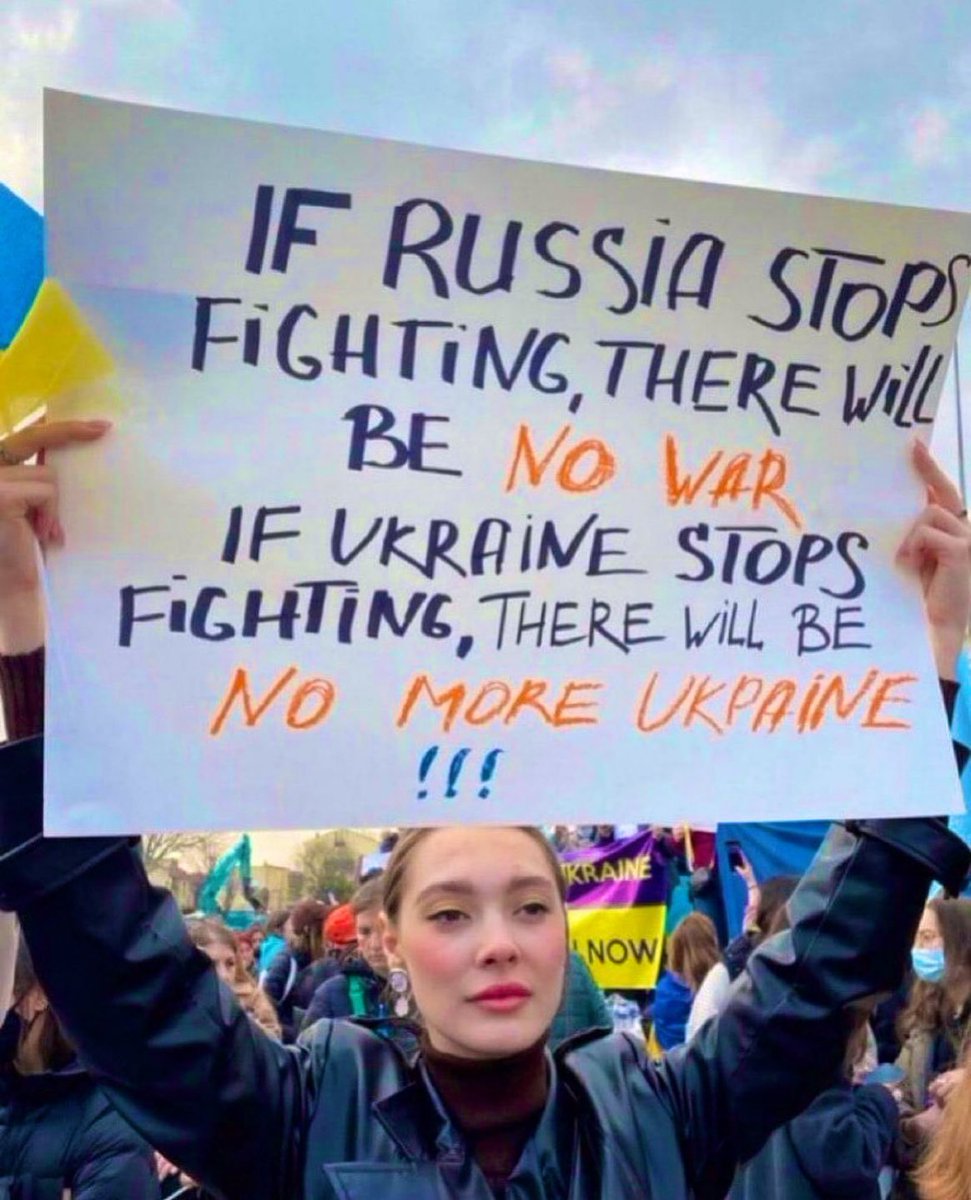 HasinaBegom2's tweet photo. If #Russia stops fighting , there will be No War,
If #Ukraine stops fighting, there will be No More Ukraine.

#StandWithUkraine️  #Zelenskyy🇺🇦  
#StopPutinNOW #StopWar https://t.co/xXDo0KEmLd