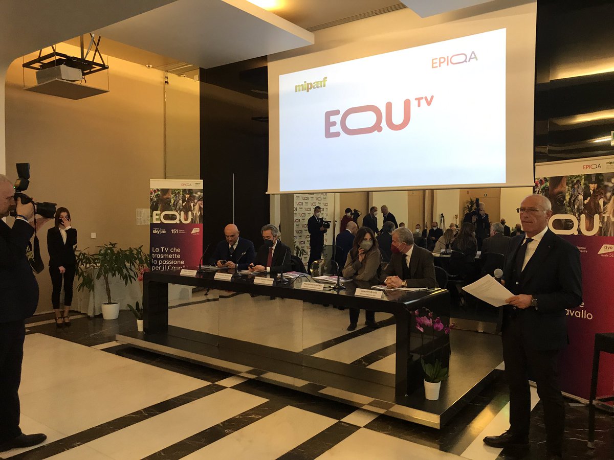 #EQUTV 
Nasce il nuovo canale del cavallo! 🏇
Con la presentazione in corso a Roma parte 🚀 la nuova della tv del @Mipaaf_ 🌳
Novità assoluta! EQU Tv atterra 🛩sul DTT al canale 151 📺 e sul canale 51 di tivùsat. 
Stay tuned! 
#equtv #ippica #cavallo #snaitech #epiqa