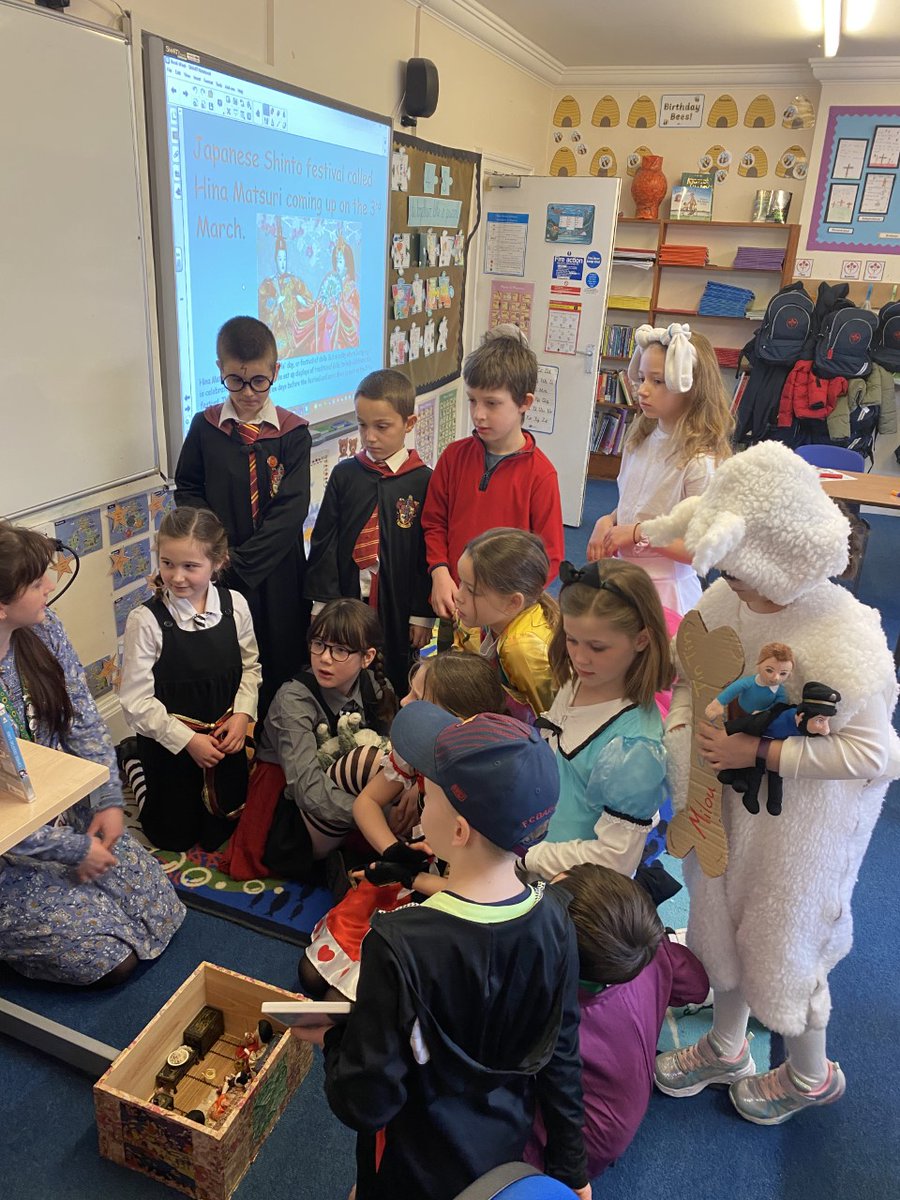 RyeLibrarian's tweet photo. We've been telling Year 4 about Japanese traditions and stories for #WorldBookDay They want to wish you a very happy #Hinamatsuri which is celebrated today in  Japan!! https://t.co/rGUxzBVKot