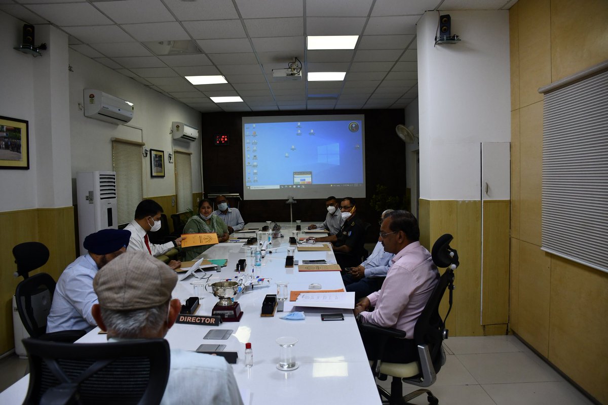 NCC_Dte_Gujarat's tweet photo. #NCCGUJARAT
#NCCALUMNI
Guj Dte State chapter working committee meeting was held on 02 Mar 22. Active &amp; enthusiastic participation by Alumni for making a roadmap for furtherance of the objectives of NCC Alumni Assn.
@HQ_DG_NCC
@NCC_alumni_assn
@DefencePRO_Guj
@GovernorofGuj https://t.co/8OUfwQ8zgG