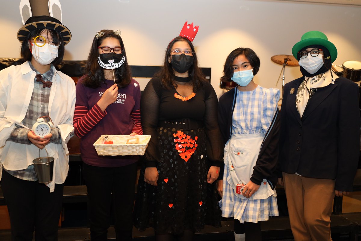 BSAKAbuDhabi's tweet photo. Take a look at the winners of our #WorldBookDay character competition, in full costume. Congratulations for making such an effort, and to everyone who took part today. #BSAKLibrary #BSAKEnglish https://t.co/Az33dEK9Hf