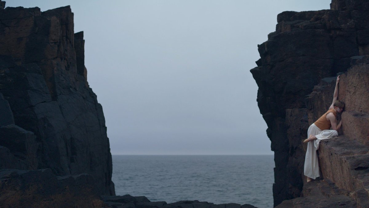 Work by <a href="/GSofA/">The Glasgow School of Art</a> 2021 graduates has been shortlisted for Scotland’s Year of Stories Short Film Award at the 2022 <a href="/GlasgowShort/">Glasgow Short Film Festival</a> 

The Fox (@juliajohnstone) and The Stone Age (<a href="/goforalison/">Alison Piper</a>) both in the frame for the award. 

FULL STORY: gsapress.blogspot.com/2022/03/media-…