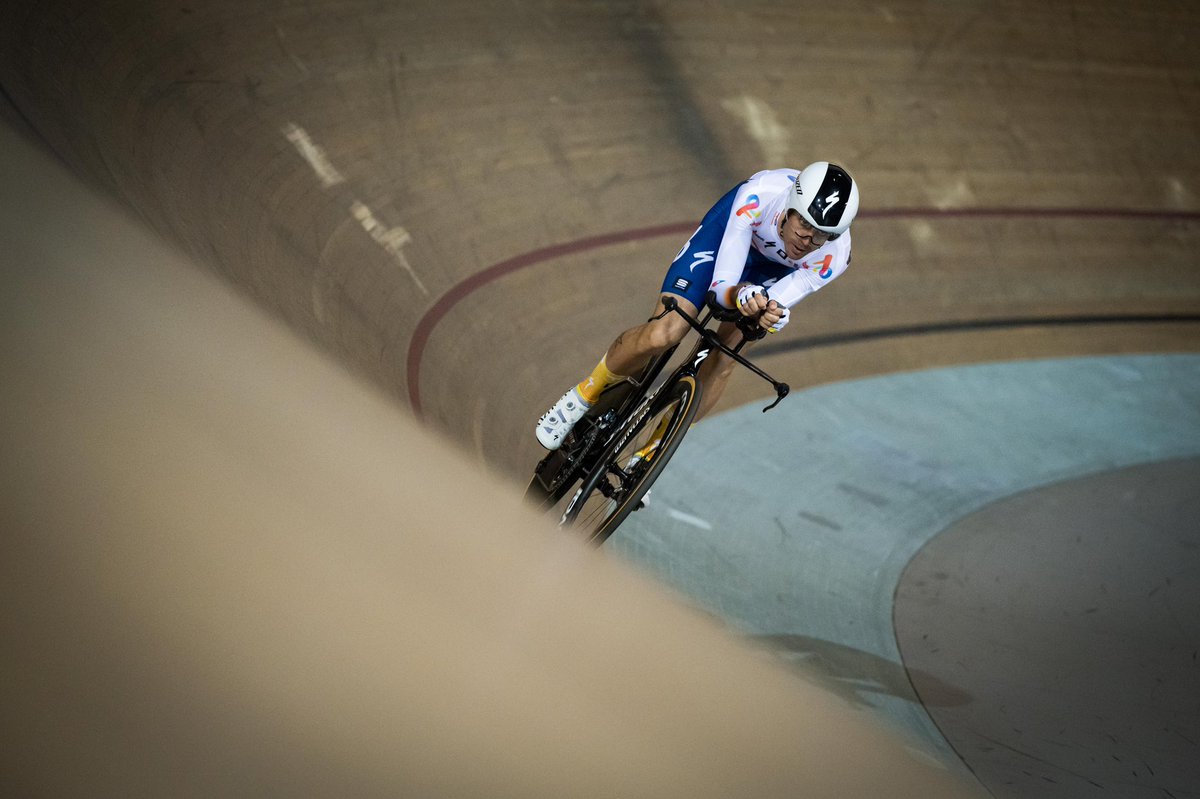 Team TotalEnergies (@teamtotalenrg) on Twitter photo Pierre Latour et Cristian Rodriguez étaient au Vélodrome National aux côtés de notre partenaire <a href="/iamspecialized/">Specialized Bicycles</a> pour effectuer des séries de test sur leur vélo de contre-la-montre. L’objectif étant de gagner en efficacité en travaillant sur l’aérodynamise.
📸 <a href="/billy_lebelge/">Billy Ceusters</a> Pierre Latour et Cristian Rodriguez étaient au Vélodrome National aux côtés de notre partenaire <a href="/iamspecialized/">Specialized Bicycles</a> pour effectuer des séries de test sur leur vélo de contre-la-montre. L’objectif étant de gagner en efficacité en travaillant sur l’aérodynamise.
📸 <a href="/billy_lebelge/">Billy Ceusters</a>