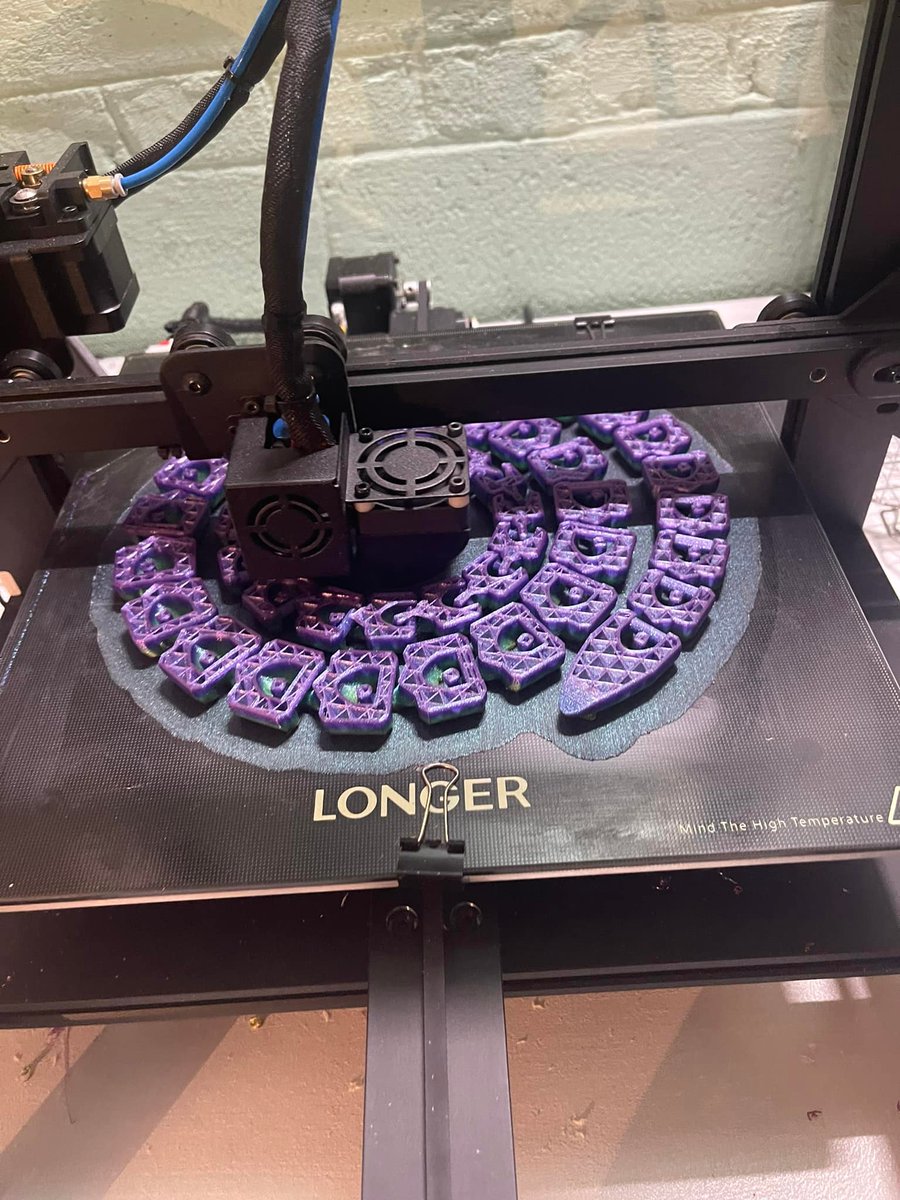 longerglobal's tweet photo. Articulated Snake printed on LONGER LK5 PRO, design by @RVig art. thank you @Robert Armstrong hard work.
LONGER LK5 PRO have good price $299.99 on official shop, check more detail here: https://t.co/hpMgqm1l3Y
#articulatedsnake #lk5pro #longer3dprinter #longer3d https://t.co/nyZMToZhYJ