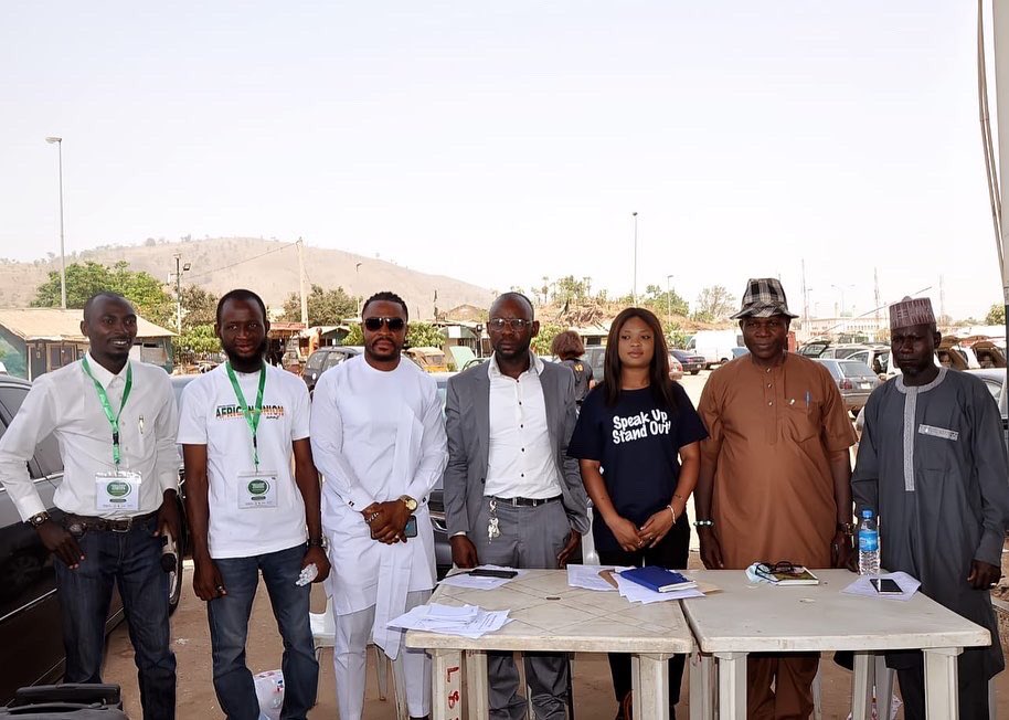 of Nyanya  community to discuss National Reconciliation and National Healing as an important tool in building Peace, Hope and Trust in the society. 

#peacebuilding #SpeakUpStandOutNG  #peaceandsecurity #peacekeeper 

1/2