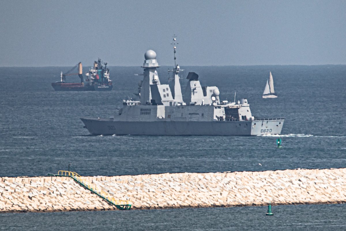 anthonyhershko's tweet photo. Yesterday after almost a year, we had a visit from @MarineNationale, this time it was #Forbin #D620.
I couldn't capture the arrival😑..
#marinenational #francenavy https://t.co/G9iY7FOYk0