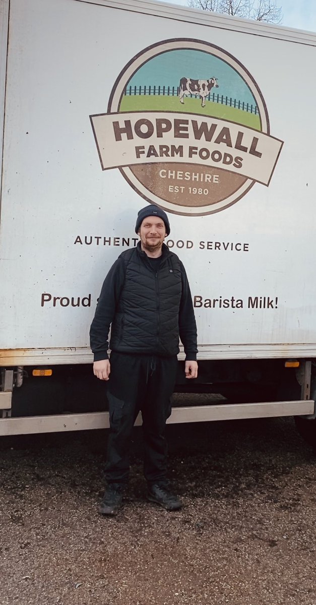 HopewallD's tweet photo. Here is Tom and he is a real Milkman Star, delivering around Macclesfield.
Give him a wave when you see him π #dairyfarm #milkdelivery #macclesfield #adlington #poynton #CHESHIRE #realmilk #milkinglass #rawmilk #creaminglassjar #farmmadeicecream #yourmilkman https://t.co/kSvekatj8J