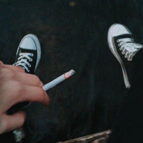 hermanleeee's tweet image. Now it's called Candies and Cigarettes au

There's a subtle way to ask for momol in this #jaeren world, which is "You wanna eat lollipop with me?" or "You wanna share a smoke with me?"