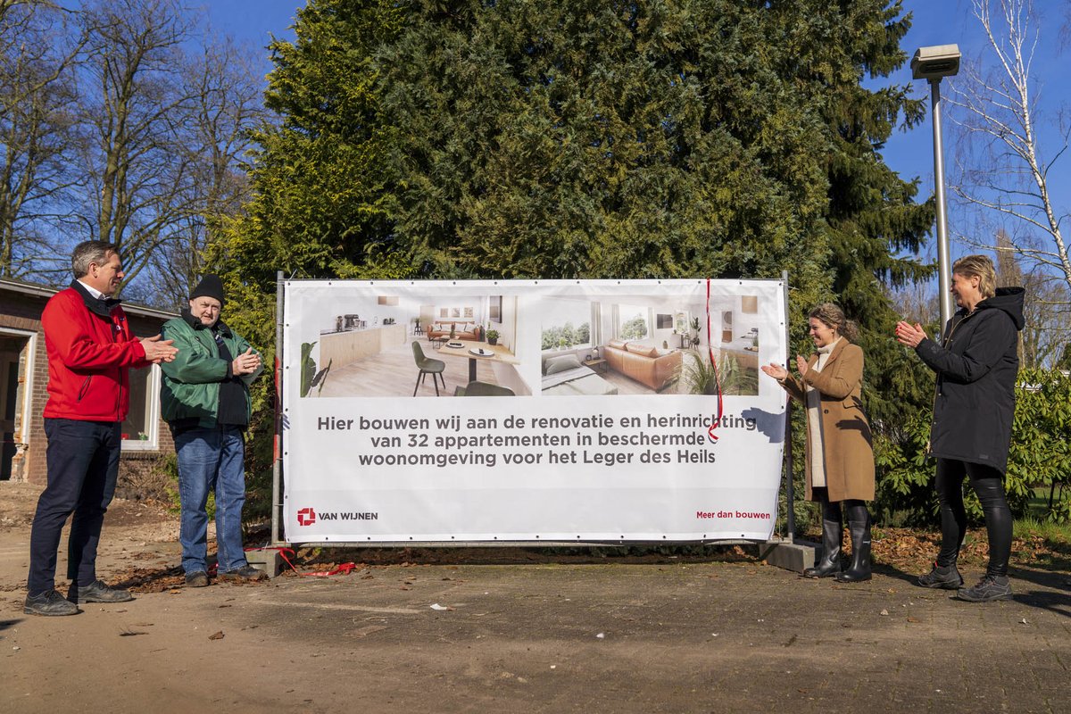 Vandaag vierden we samen met het <a href="/Legerdesheils/">Leger des Heils</a> de officiële aftrap voor de #renovatie en herinrichting van locatie De Breehof in Nieuw-Amsterdam. Een plek waar bewoners straks met 24-uur begeleiding werken aan herstel. 👉sowo.kr/STLqMLk1