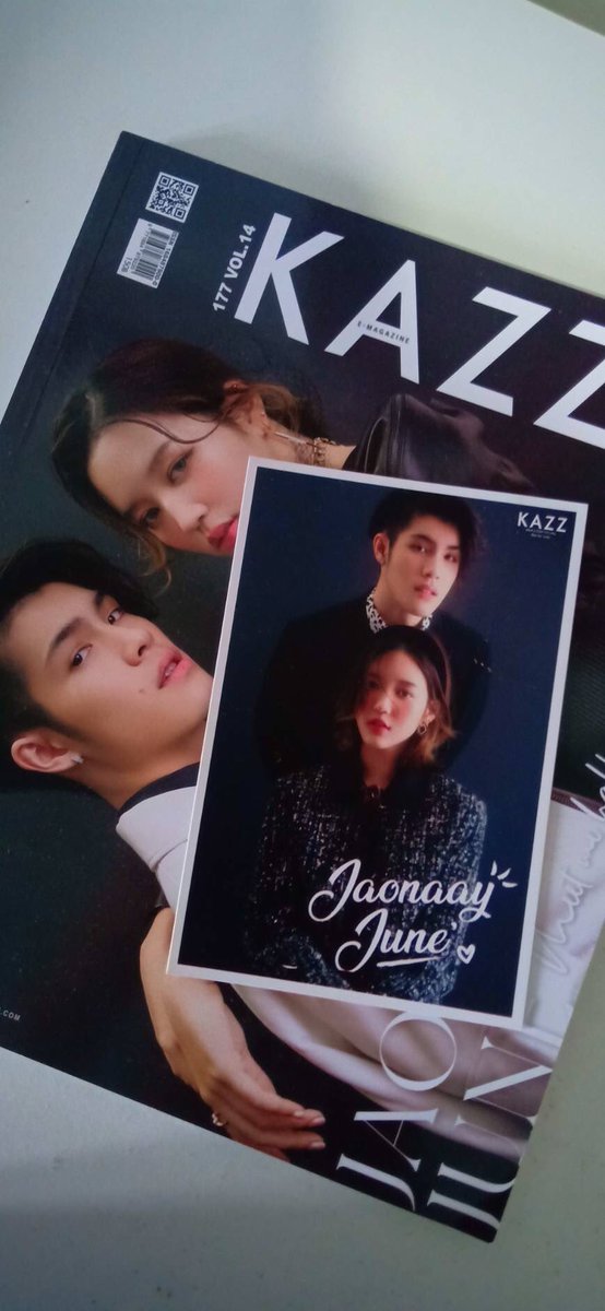 Juneiperb0i_INA's tweet photo. 🔴For Indonesian Fans Only 🔴
#WTS KAZZ Magazine JuneJaonaay Edition, include photocard, good condition
🔗 https://t.co/mAT5VkWkmT
📲 line: Ky34. (Use “.”)
Thank you so much 🙏🏻

#juneiperb0i #jaonaay https://t.co/5wsoStZ8FP