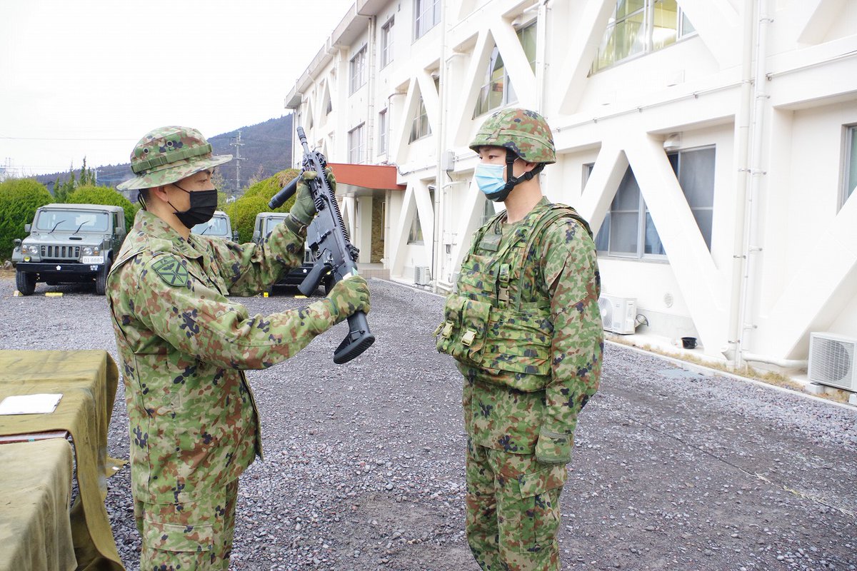 [情報] 日本水陸機動團開始接收20式步槍