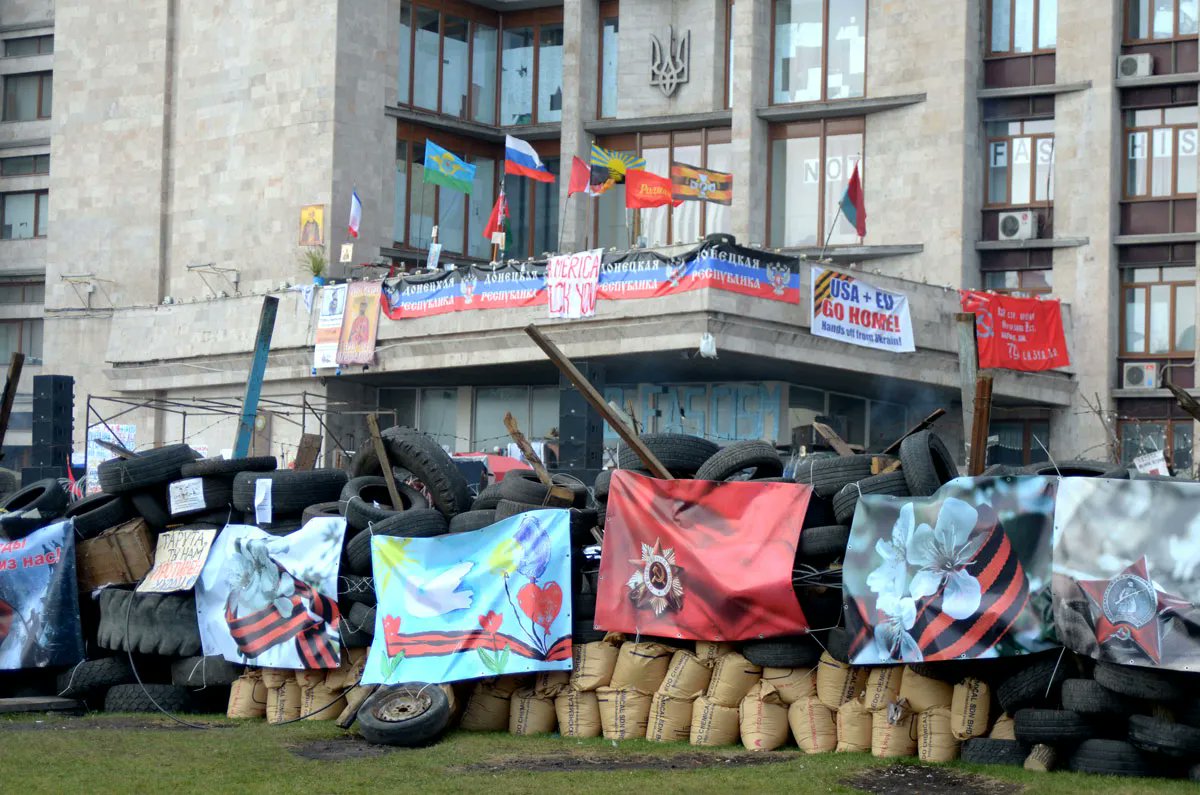 UnsereZeit_UZ's tweet photo. Die Gründung der Volksrepubliken des Donbass und ihre Anerkennung durch Russland stehen im Einklang mit dem Völkerrecht. In der Bevölkerung gibt es hohe Zustimmung, wie das Referendum im Jahr 2014 gezeigt hat.  https://t.co/7MdgIJwyGd

Foto: Andrew Butko/Wikipedia/CC BY-SA 3.0 https://t.co/pwQkW5bWlH