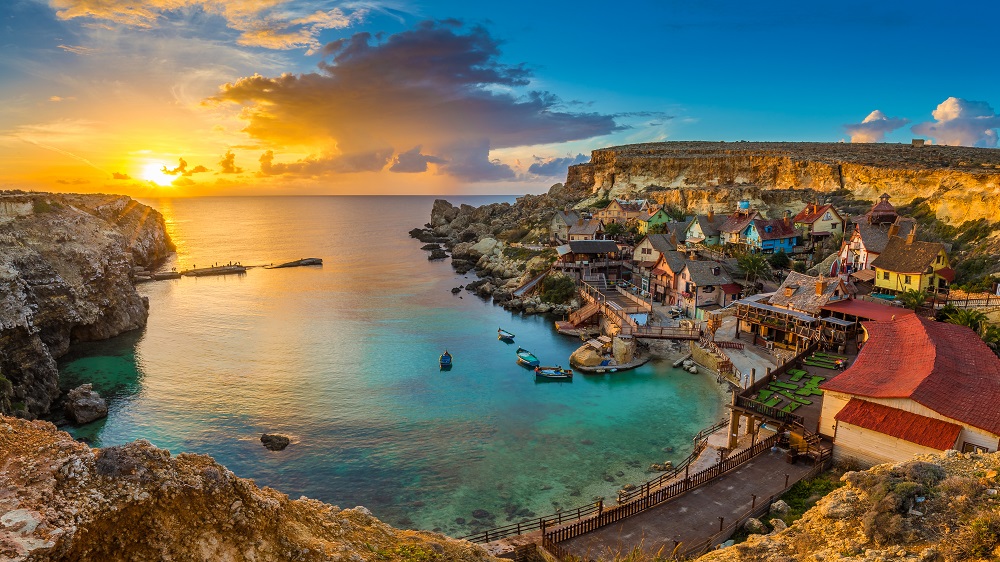 3 - Malte  Coût de la vie : 1717€ (Sliema) Internet : 27 Mbps Langue : Maltais, Anglais (top)