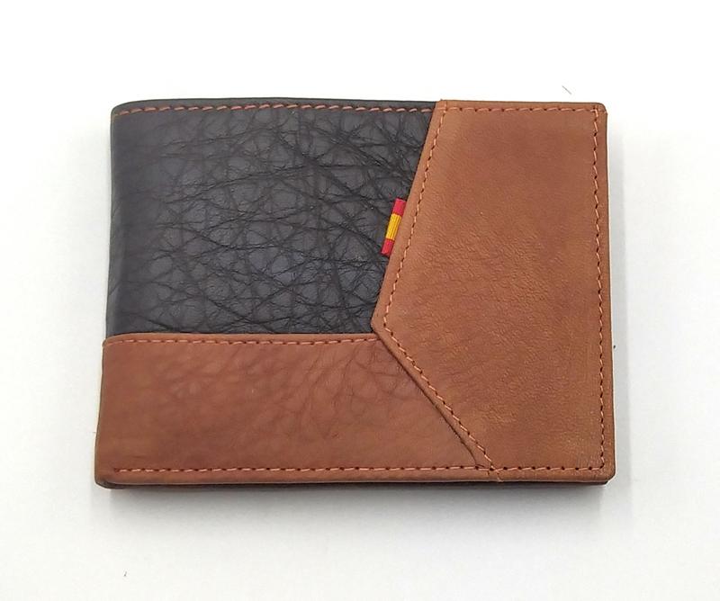 LaFlamencadeBgn's tweet photo. 🇪🇦😍Carteras de #PieldeUbrique con #banderadeEspaña
🚀Envío 24h
🇪🇦Producción 100% Española
👌🏻Sólo 19,99€
Gran variedad de diseños, ¡elige el tuyo!
🛒 https://t.co/CJ3hjd9I1i
#carteradeEspaña #billeteradeEspaña #España #VivaEspaña #nudomarinero https://t.co/9YfinngI1v