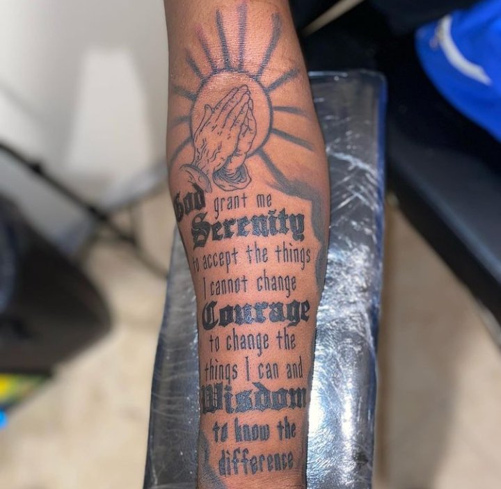 Davis Roseline (@roseline6davis) on Twitter photo 