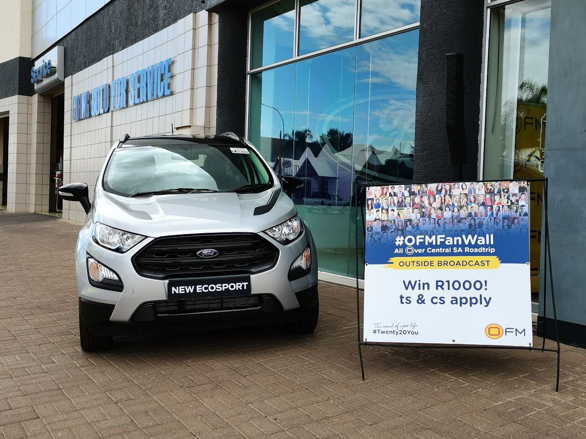 OFMNuus's tweet photo. Mid-Morning Magic is broadcasting live from North Western Ford Upington this morning. Make your way to enter the #OFMFanWall competition and stand a chance to win the R1000 spot prize! At North Western Ford Upington they service all makes of cars at specially reduced labour rates https://t.co/er1l09ZRyD