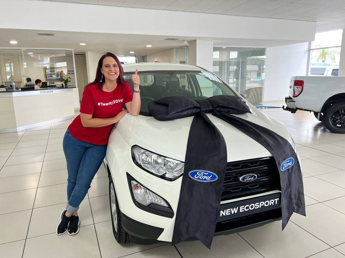 OFMNuus's tweet photo. Mid-Morning Magic is broadcasting live from North Western Ford Upington this morning. Make your way to enter the #OFMFanWall competition and stand a chance to win the R1000 spot prize! At North Western Ford Upington they service all makes of cars at specially reduced labour rates https://t.co/er1l09ZRyD