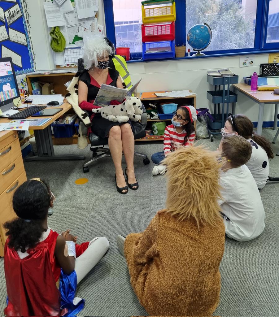 BSAKyear4's tweet image. “Reading is to the mind what exercise is to the body.” – Richard Steele”
#BSAKYear4 Scarlet class enjoying a  story today.

#stopandread #worldbookday2022 #BSAKPrimary #BSAKPrimary #BSAKAbuDhabi #BSAKCreativity #BSAKPrimHead