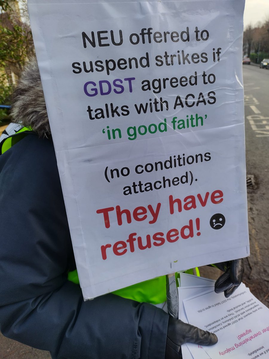 NEULondon's tweet image. We're here because they refused to be there #ACAS
@GDST @NEUnion @NEUOrganising @NEUOrganisers @NEUindeSector #23Together #HandOffTPS