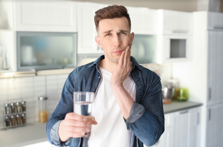 KalyaniDental's tweet image. Got a sensitive tooth? You may have an underlying issue that needs to be addressed. 

Learn more:
👉 dentalpractice.com/showcase/blog/…

#sensitivetooth #dentalhealth #smile #teeth #enamel #gums