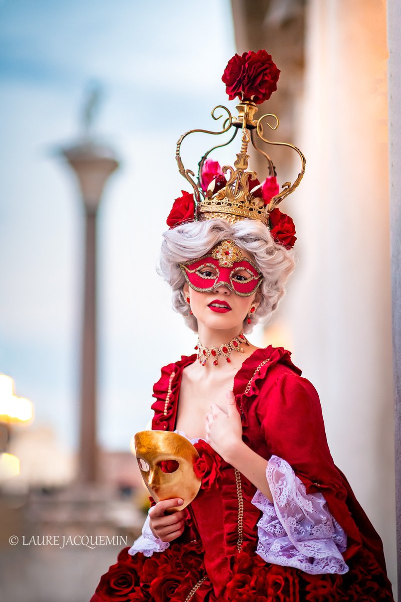 laure81's tweet photo. Photo: c. @laure_jacquemin
https://t.co/qYv1xzPhpC
Model : @cristinaspa_96
Dress : @fantasie_d_epoca
.
.
#venicephotographer #carnevalevenezia2022 #venicecarnival #carnevalevenezia #venezia #visitveneto #visitvenice #venicecarnival2022 #venezia #venedig #venice #carnival https://t.co/yjOxA1CxO4