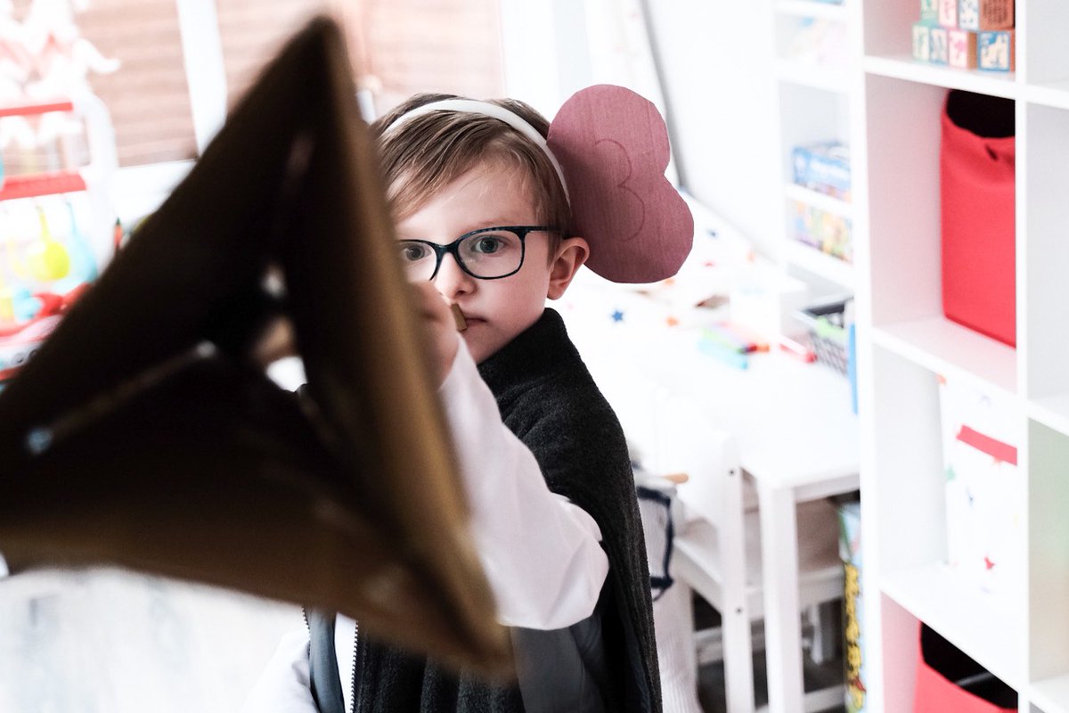 HellyBunts's tweet photo. #WorldBookDay has us feeling all hopscotchy @roald_dahl #BFG #LakesideLovestoRead https://t.co/b4KJEd2WEg