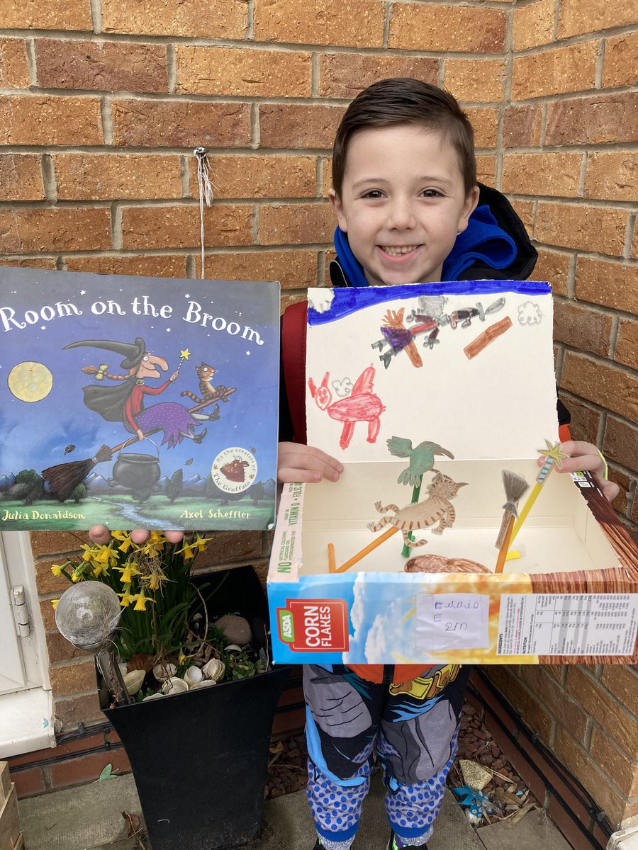 <a href="/KingswoodParksP/">Kingswood Parks Primary School</a> Eddie Ellams room on the broom for world book day #WorldBookDay