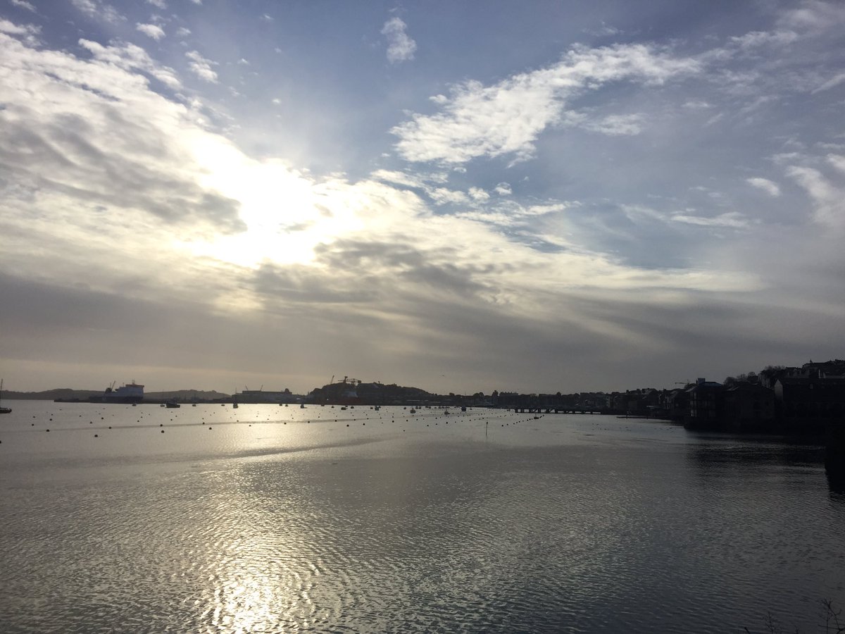 thisben's tweet image. First day as a visiting lecturer for @FalmouthUni. Teaching 3 seminars on the relationship between platforms, technology and the value of music to final year students.