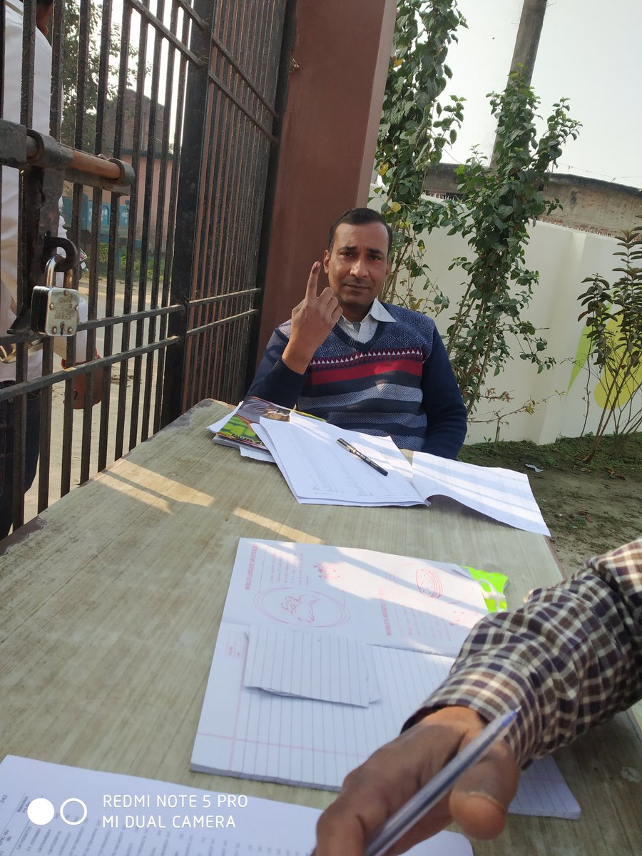 #BEdTET2011_जय_अखिलेश_तय_अखिलेश
यूपी में साइकिल ही चलेगी ,नहीं किसी की दाल गलेगी।बीएड टेट 2011 ने ठाना है अखिलेश भैया को मुख्यमंत्री बनाना है।
<a href="/yadavakhilesh/">Akhilesh Yadav</a>
<a href="/MediaCellSP/">Samajwadi Party Media Cell</a>
<a href="/dimpleyadav/">Dimple Yadav</a>
<a href="/sunilyadv_unnao/">Sunil Singh Yadav</a>
<a href="/juhiesingh/">Juhie Singh</a>
<a href="/proframgopalya1/">Prof. Ram Gopal Yadav</a>
<a href="/jayantrld/">Jayant Singh</a> 
<a href="/oprajbhar/">Om Prakash Rajbhar</a> 
<a href="/samajwadiparty/">Samajwadi Party</a>