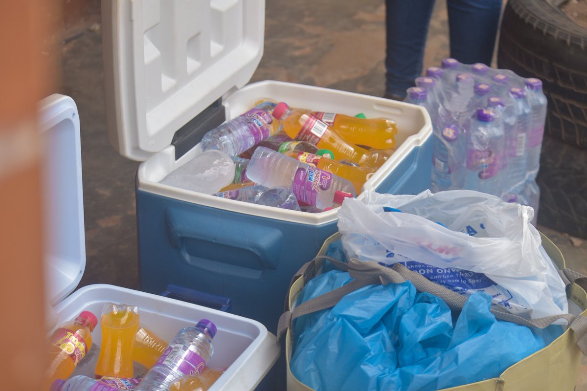 3h_Foundation's tweet photo. Thank you to our volunteers. In February 2022, we kicked off our Street Ministry Campaign by showing love and support to members of the community in Nigeria, West Africa. Join us to show love to the community. #charity #charityevent #community #children #africa #nigeria https://t.co/iHBw1Pos4m