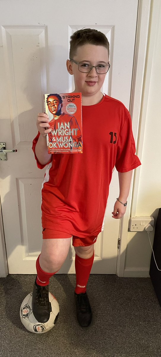 MissSimpson86's tweet photo. @IanWright0 @Okwonga World Book Day Ready 📚 As Jerome Jackson From Striking Out ⚽️ https://t.co/vdlhYZrcKV