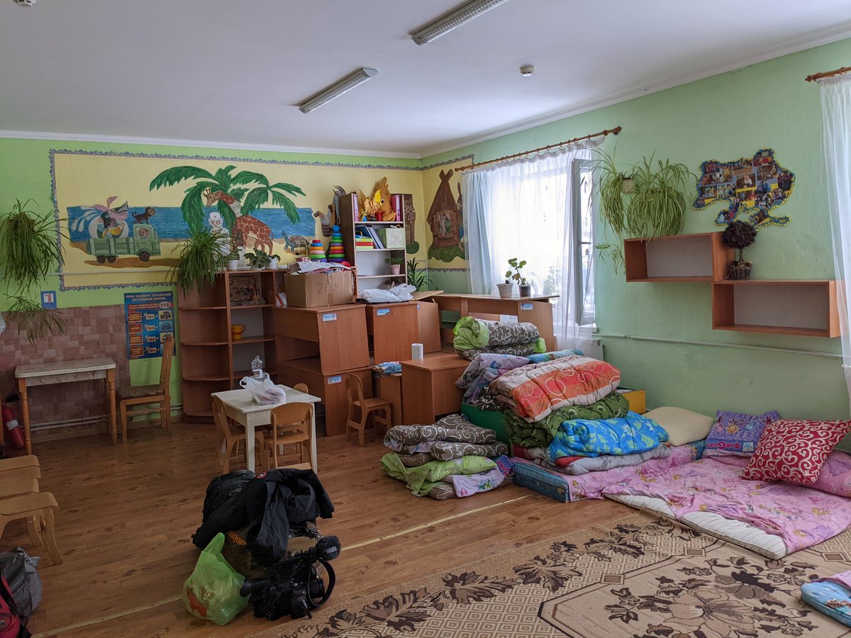 Thank you to the residents of Vytivtsi, who put me and my seven colleagues up in their kindergarten last night, giving us mattresses, blankets, rice with chicken, and tea. <a href="/VALERIEinNYT/">Valerie Hopkins</a>