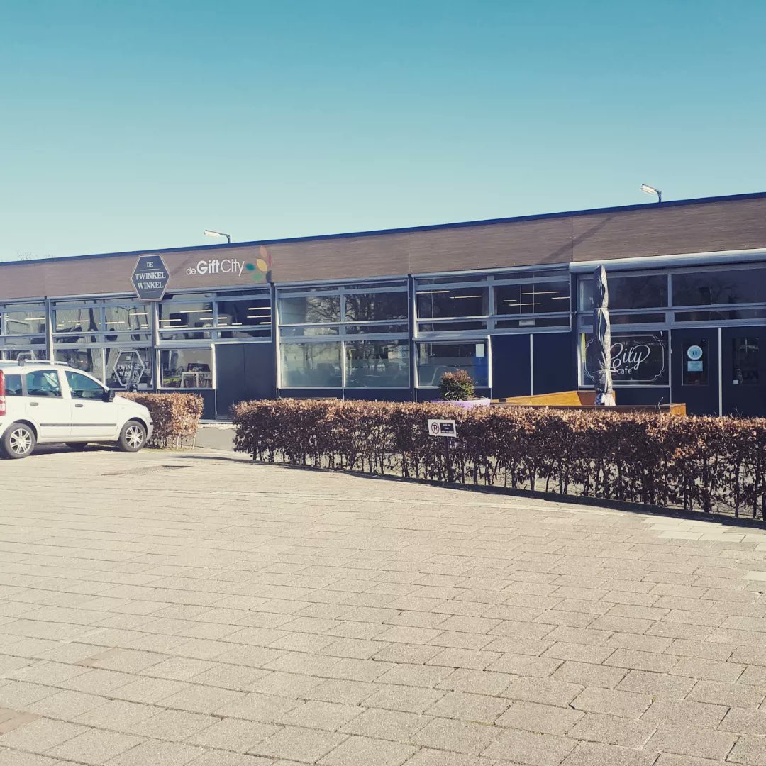 Deze week was ik vanuit #WerV op bezoek <a href="/degiftcity/">de Gift City</a> #Zwolle. Wat een leuke inspirerende plek waar mensen werkervaring op kunnen doen als vrijwilliger. Met een leuke winkel en restaurant, talentenburo en gratis meubels voor mensen met een kleine portomonai.