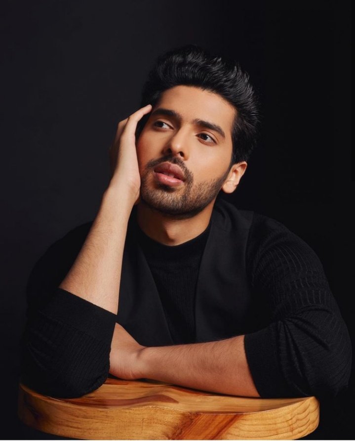 vishhakha_'s tweet photo. looks who's over it 

@ArmaanMalik22 

#ArmaanOnGrammys #ArmaanxGrammys #ArmaanMalik #Armaanians https://t.co/CJdvea4cAA
