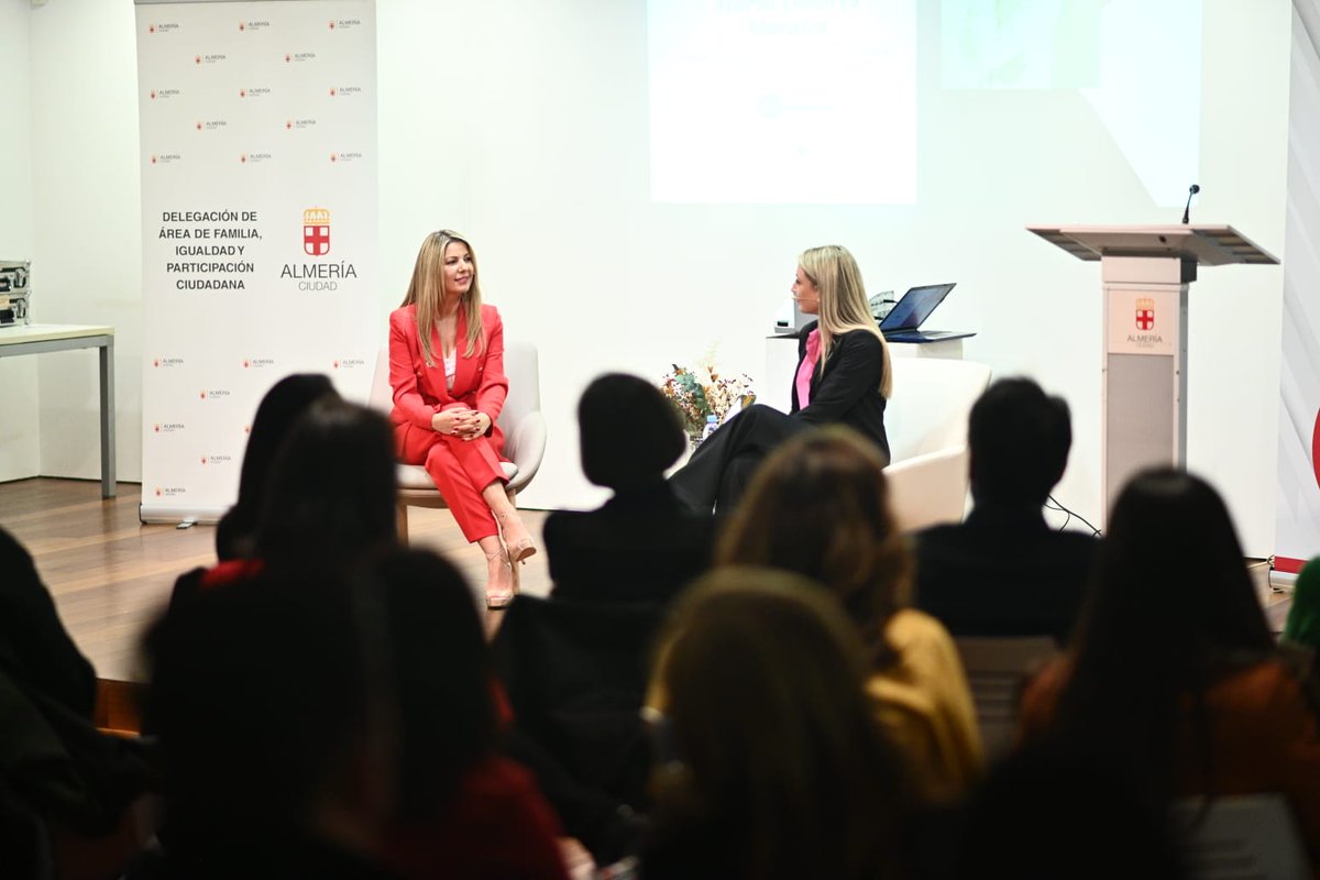 AJE_alm's tweet photo. Este acto fue posible gracias a la apuesta del @aytoalm y @Cajamar por el talento empresarial almeriense #AJEFemenino #AJE.
#MuseodelaGuitarra #BIOSABOR #Cajamar https://t.co/vtbLsB4xjJ