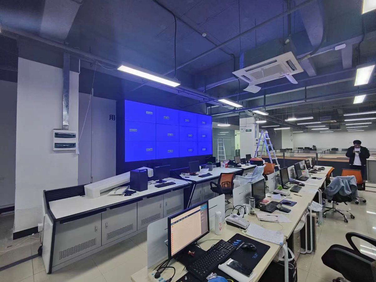 zhan_sandy's tweet photo. The New Project has been completed🥳
55inch 3x4 video wall Solution👍👍 #SZBITC #Videowall https://t.co/iEfoItqhWW
