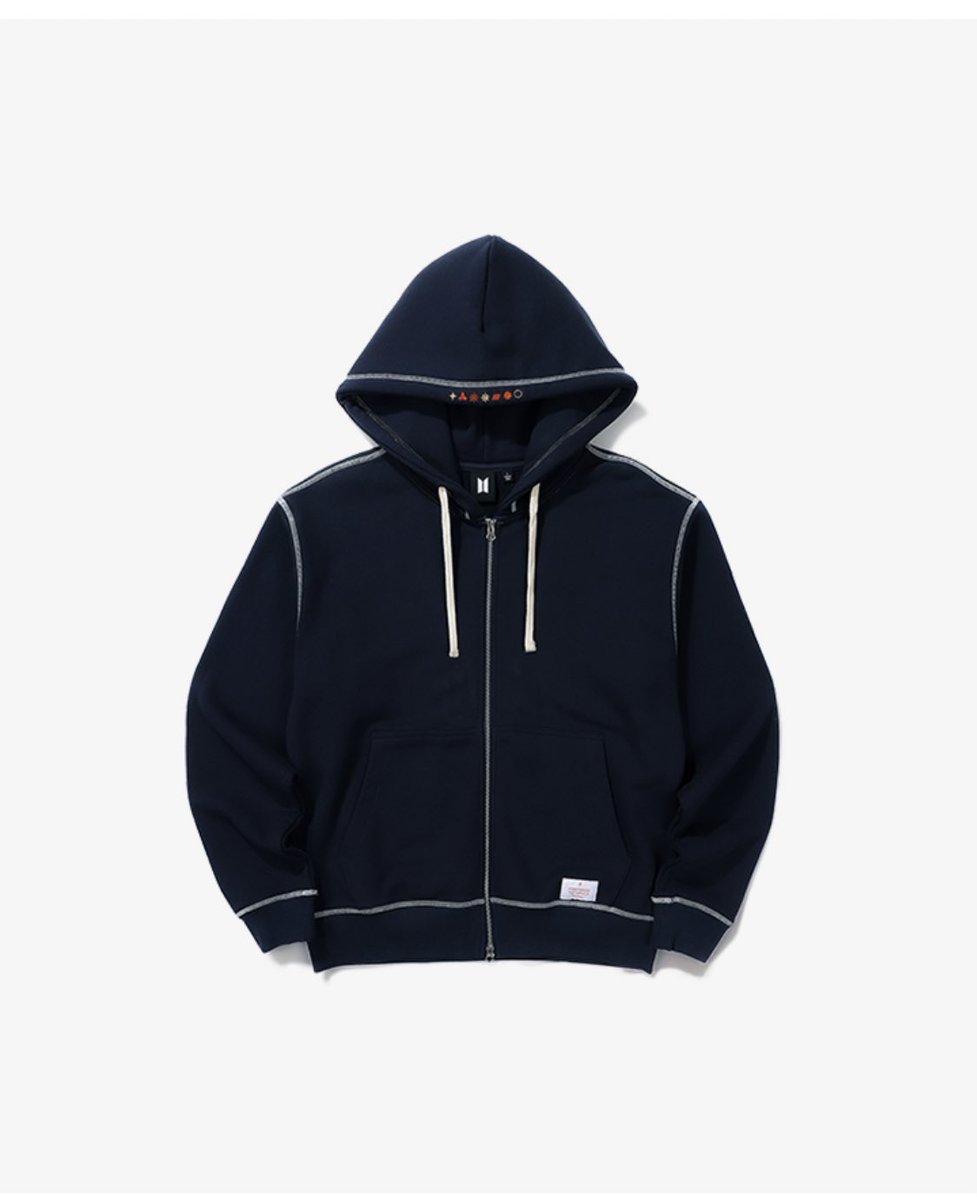 HAKUNANNANA's tweet photo. PH GO 🇵🇭 /WW 

PTD ON STAGE 
ZIP-UP HOODIE NAVY

3,720 php ++ LSF

DOP : MARCH 10-15

DM TO ORDER💜💜 https://t.co/WBKh6ummY3