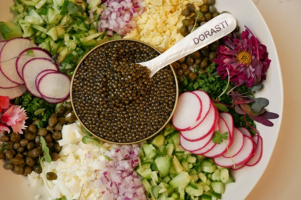 seasonedstudio's tweet photo. We love to celebrate with our friends at  @dorasticaviar !
Whether you love uni, caviar or truffles, Dorasti has you covered. 
Check out the Dorasti kitchen for some Seasoned content :)#weareseasoned #seasoned4u #càviardreams #dorasti https://t.co/pyVZOgjkOC https://t.co/vkPvXzg4mp