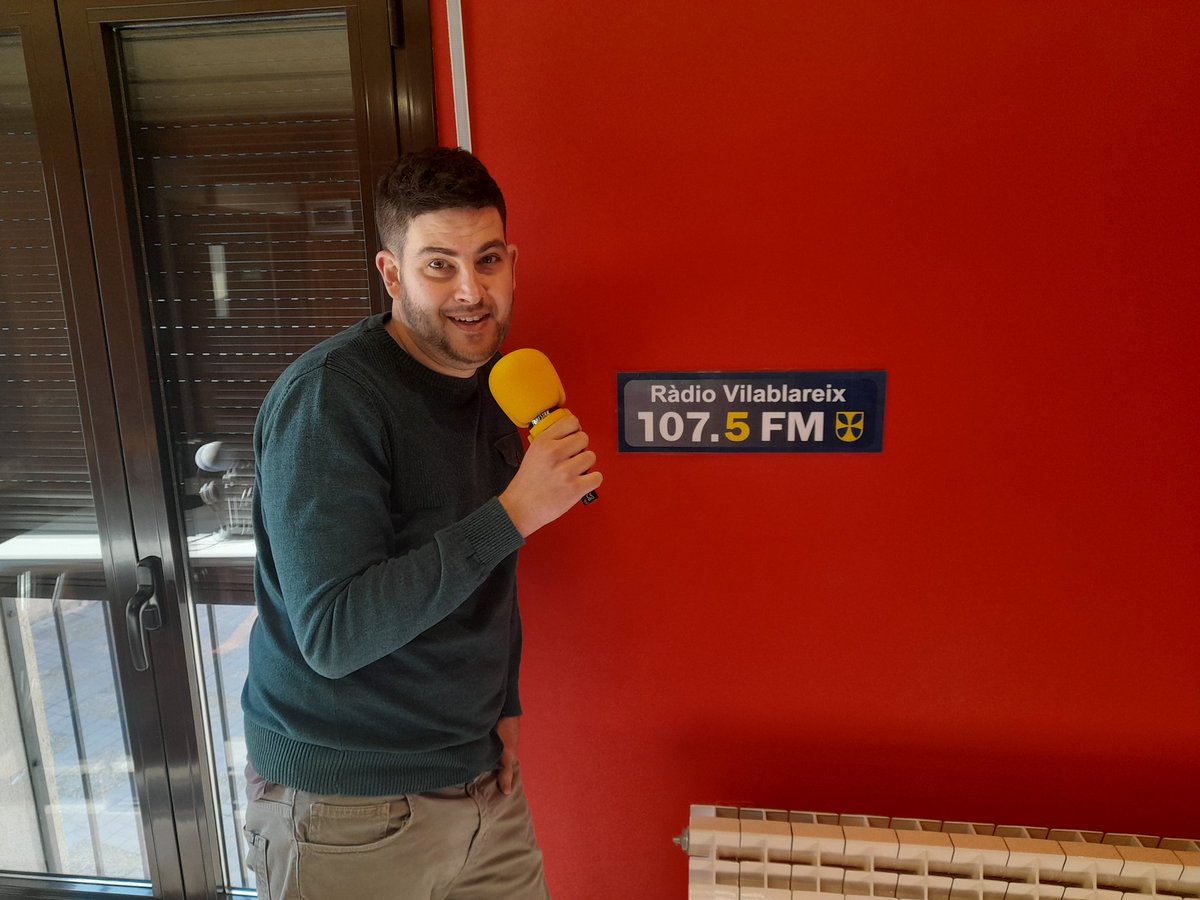 Gràcies <a href="/rvilablareix/">Ràdio Vilablareix, 107.5 FM 📻 (Girona)</a> per ser part de Kalumba! Molt il.lusionats que la veu d'en <a href="/DidacRomagos/">Didac Romagos</a> formi part del projecte!