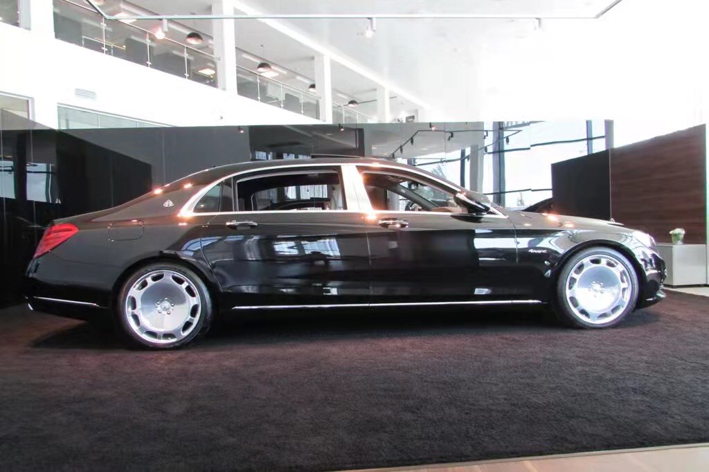 kyx525's tweet photo. Benz S class cars, with elegant forged wheels, nice!!! #forgedwheel #benz #carwheels https://t.co/KgS70It2rQ