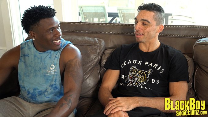 2 pic. Anyone who's ever had a crush on the captain of the football team & fantasized about watching