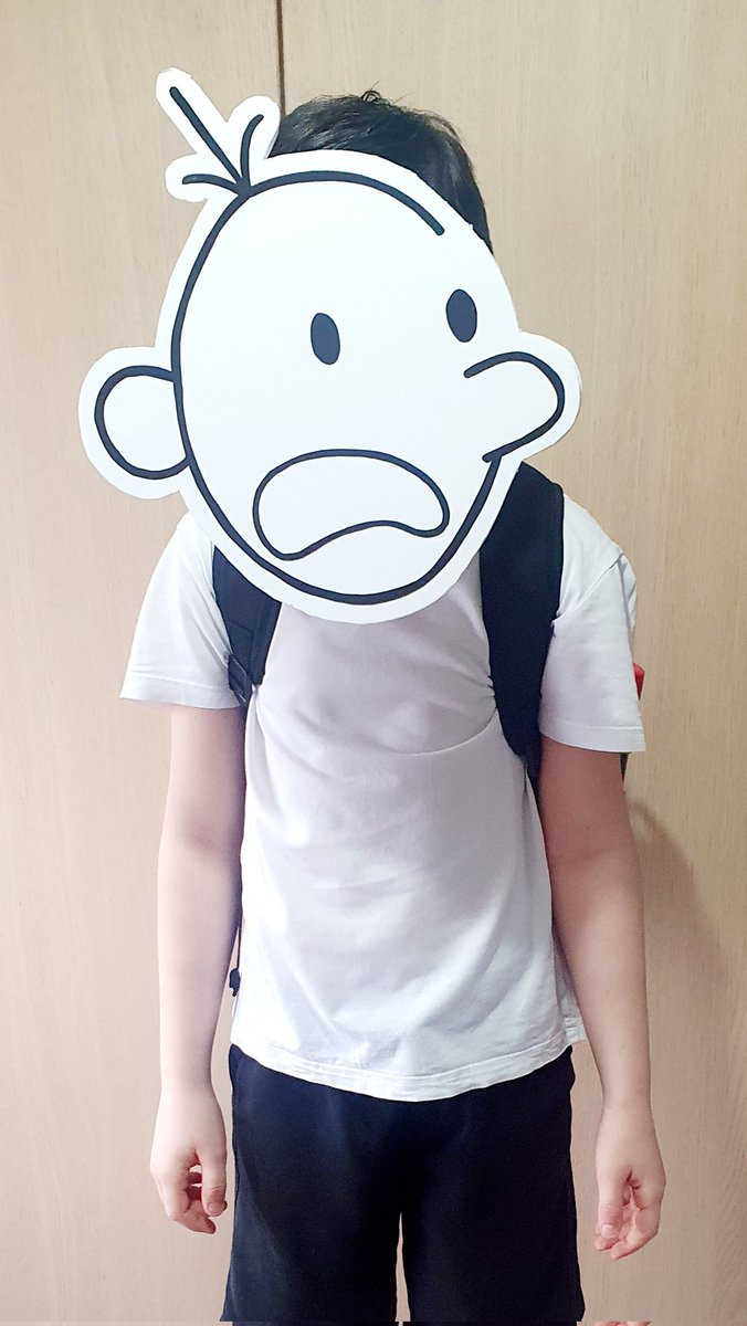 jocelynmasser's tweet photo. World book day @UptonHeathCE #diaryofawimpykid #threelittlepigs 🐷 #beechuhps #hazeluhps https://t.co/VOnias7N2U